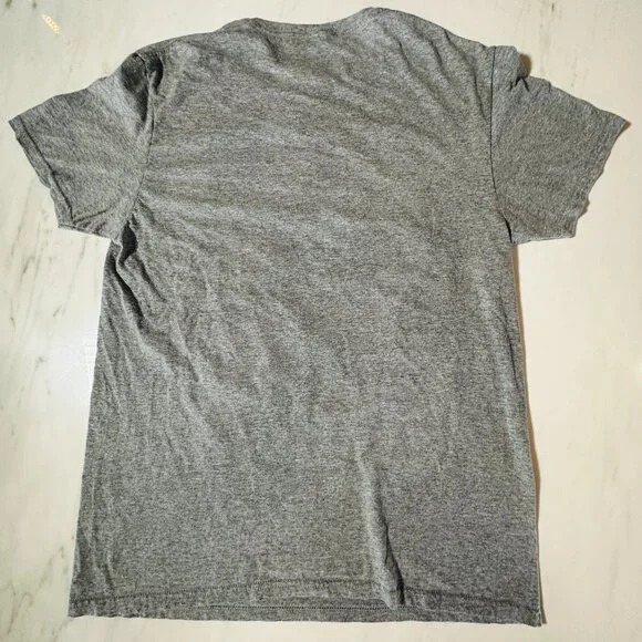 (2) Sesame Street Men's Graphic T-Shirts - Size Medium Crew Neck - Picture 12 of 15